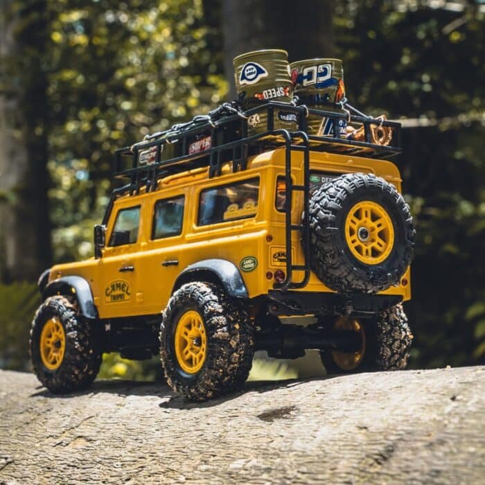FCX24M-Land-Rover-with-Decoratio (2)
